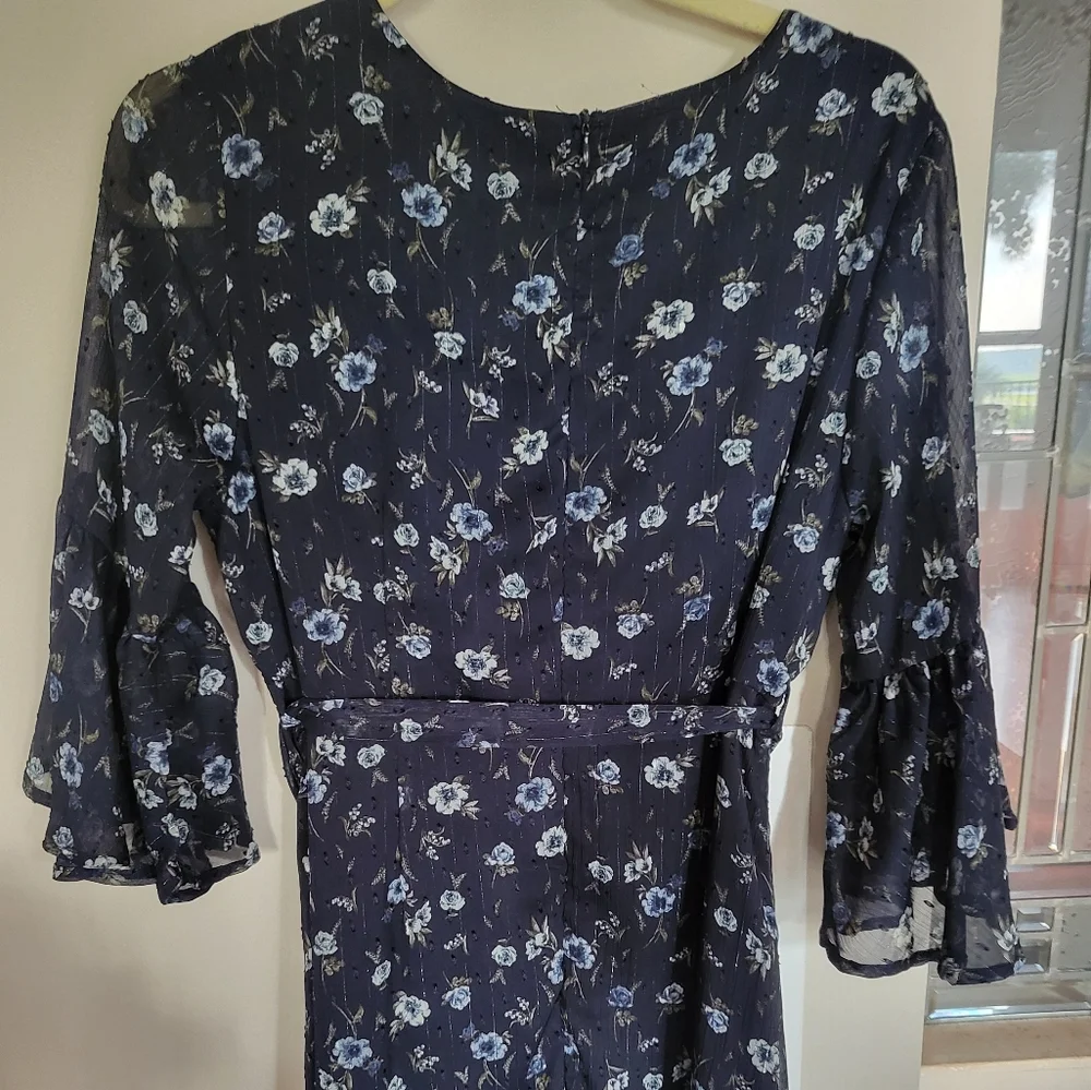 Floral navy blue dress. - Picture 2 of 2